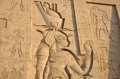 h- 79.6 Egyptische god, beeld, tempel, inwijding.jpg 